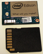 図1 SDカード(24×32mm)とほぼ同サイズ(25×35.5mm)のIntel Edison